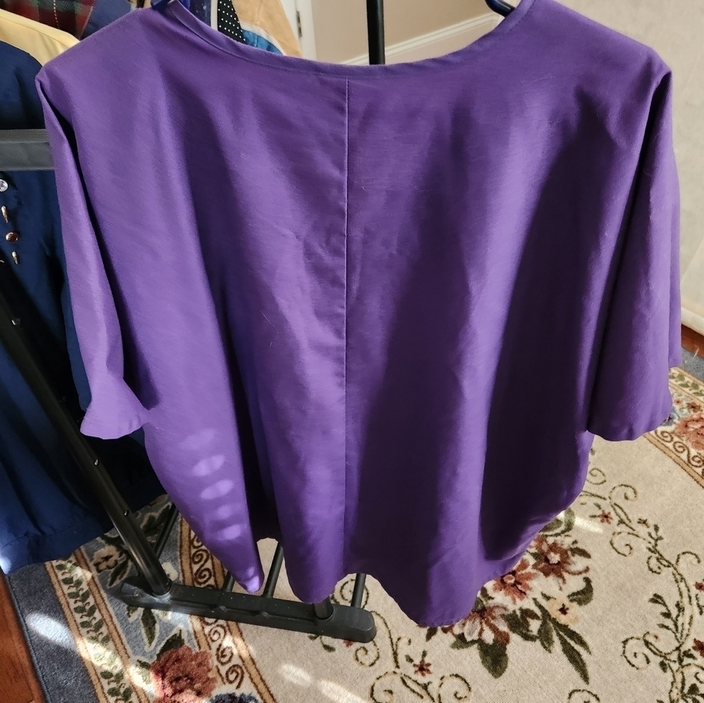 Cherokee Scrub Top - Picture 2 of 3